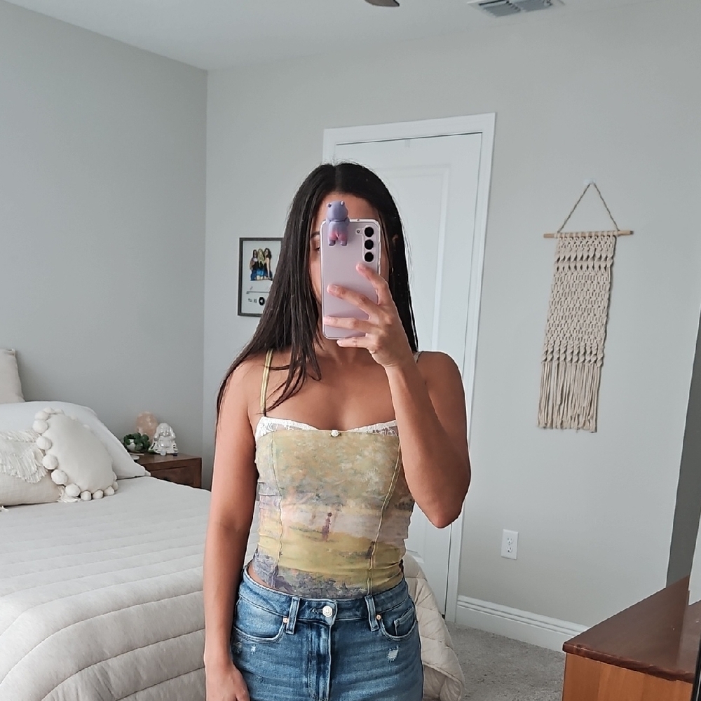 Edikted Picture Perfect Lace Bra Top